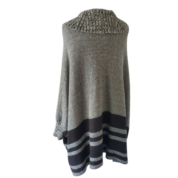 ANTHROPOLOGIE |‎ MAEVE Keisha Gray/Black Oversized Turtleneck Poncho Sweater M/L - Picture 3 of 14